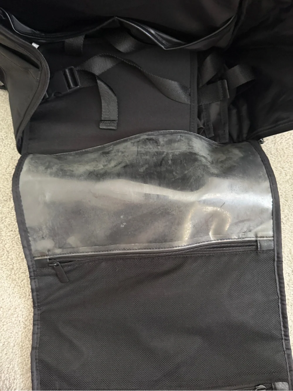 BEIS The Hanging Backpack in Black